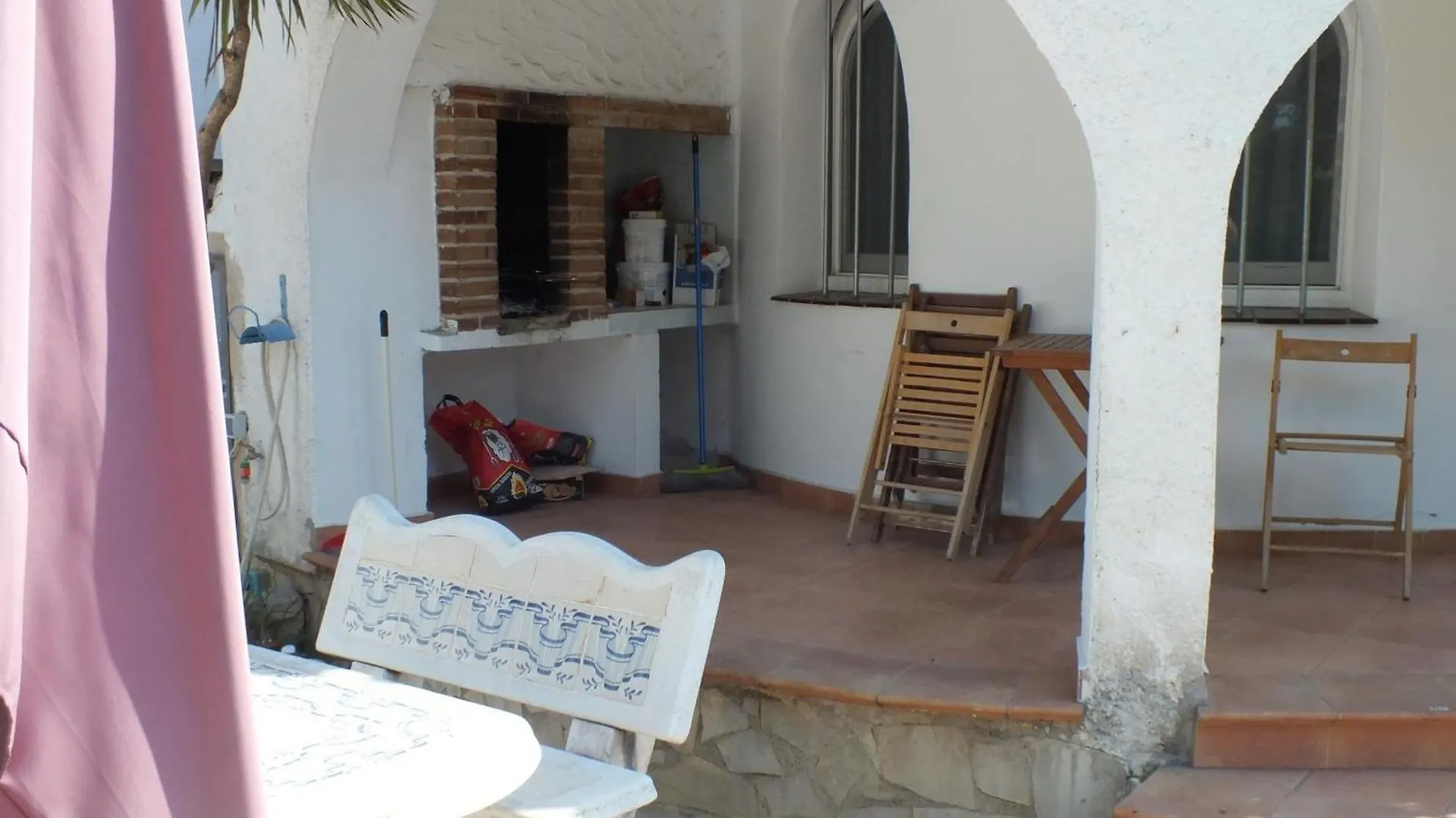 Villa Con Piscina Privada Y Jardin Cerrado En Castello D'Empuries, Ideal Para 6-8 Personas - Es-204-1 Empuriabrava