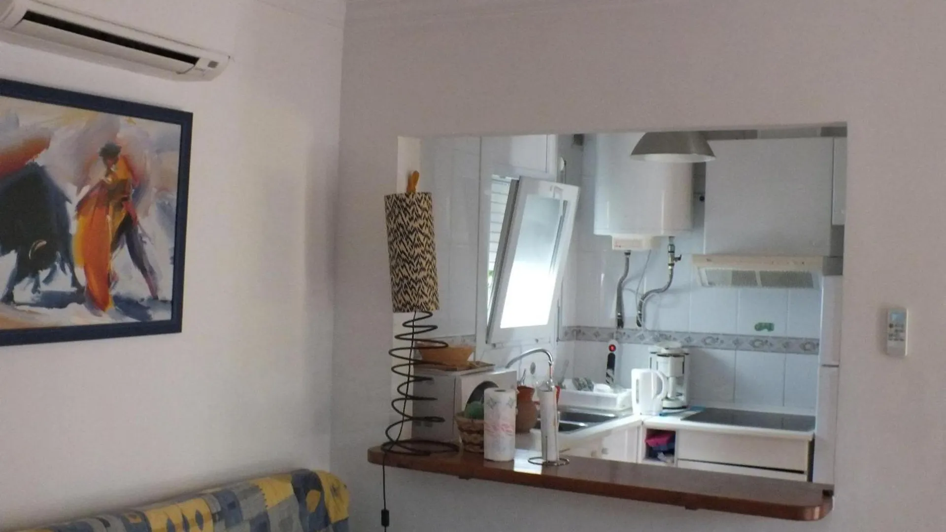 Villa Con Piscina Privada Y Jardin Cerrado En Castello D'Empuries, Ideal Para 6-8 Personas - Es-204-1 엠푸리아브라바